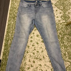 Skinny Light Wash Jegging sz XL